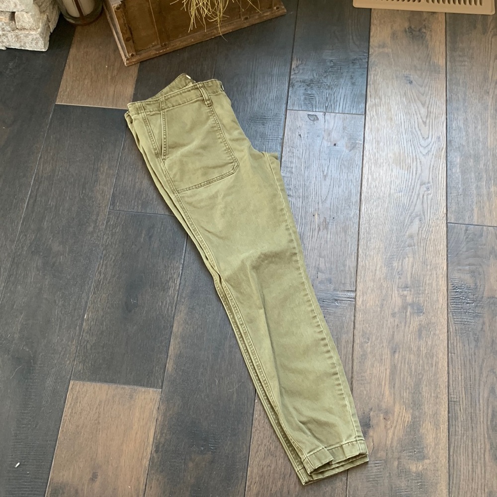 J. Crew • chinos